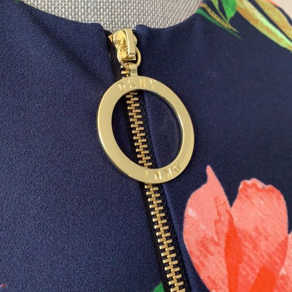 NEW DKNY fit and flare dress Size 4 US - Picture 6 of 10